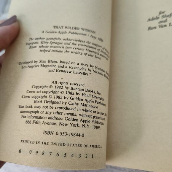 THAT WILDER WOMAN Barry Jay Kaplan 1985 Golden Apple Publishers Paperback - Picture 3 of 12